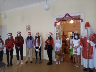 4B Mikulas CSS 02 2.jpg